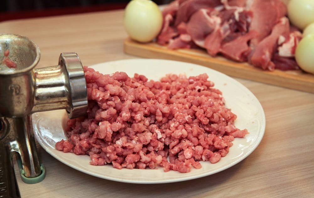 Говядина через мясорубку