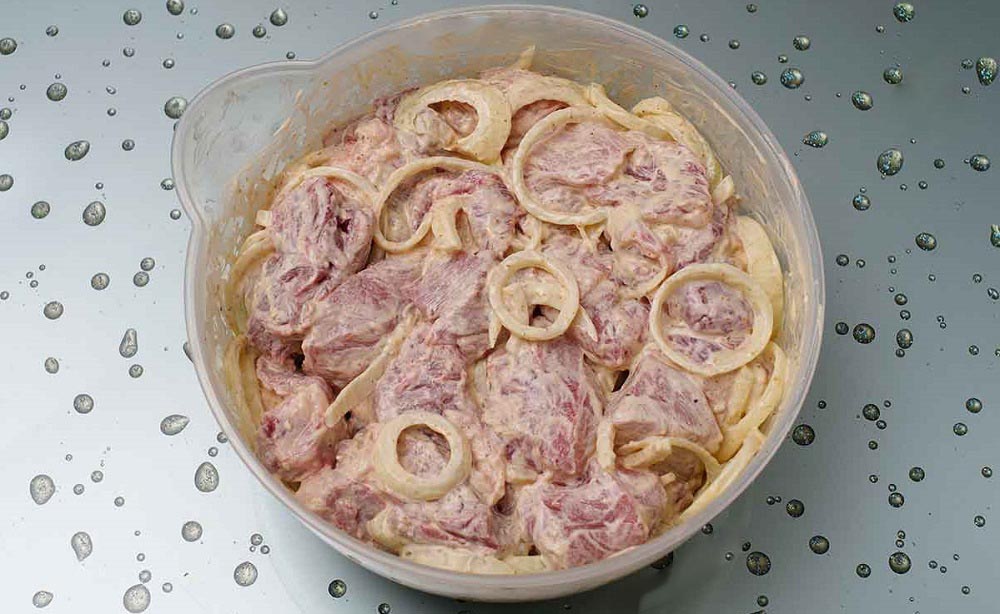 Майонезный маринад для кролика
