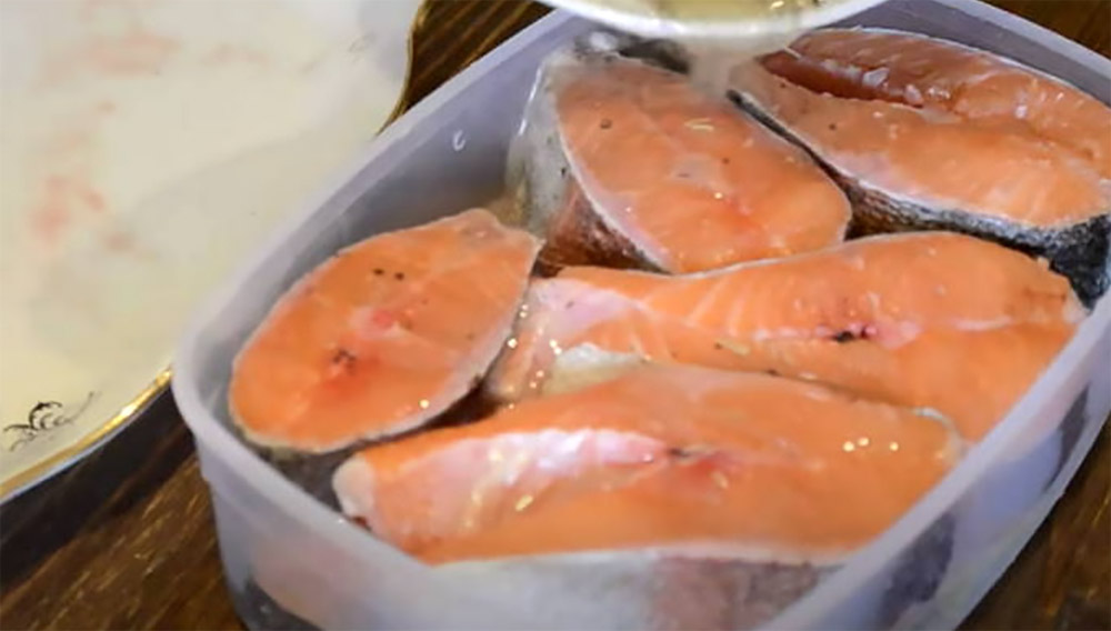 Форель и лимонный сок