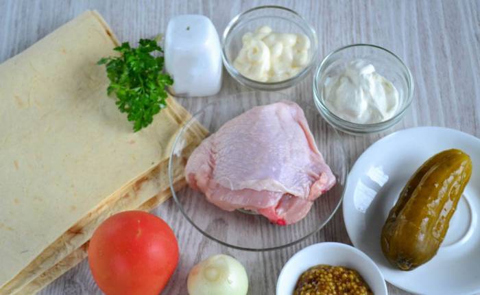 Лаваш, курица, помидор, огурцы
