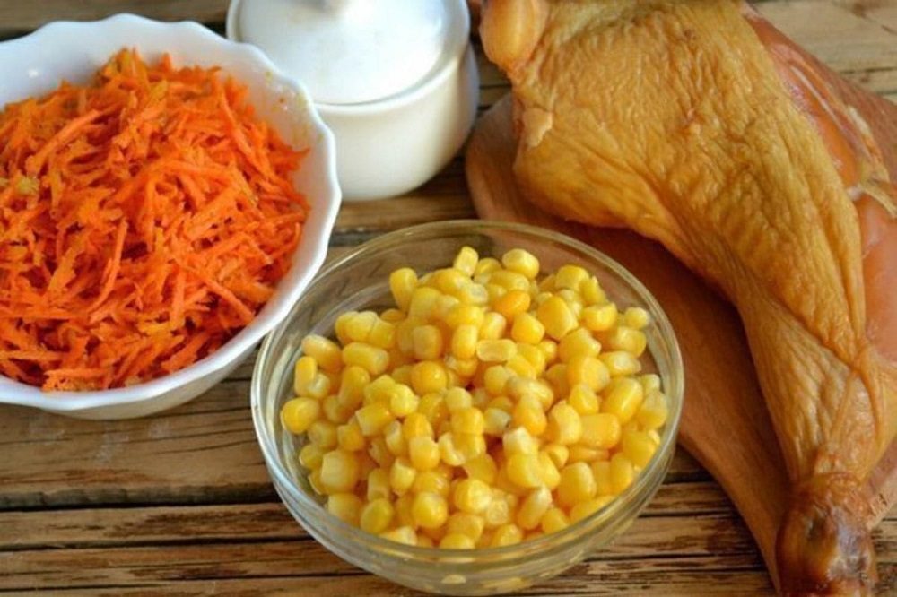 Морковь, кукуруза и курица