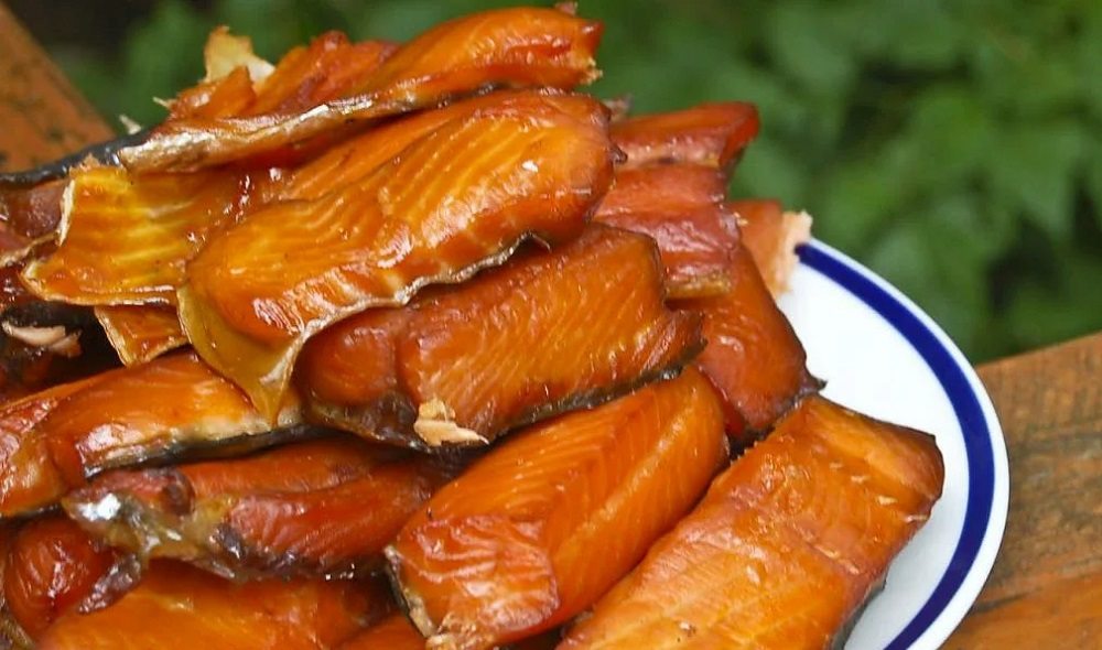 Рыба с жидким дымом