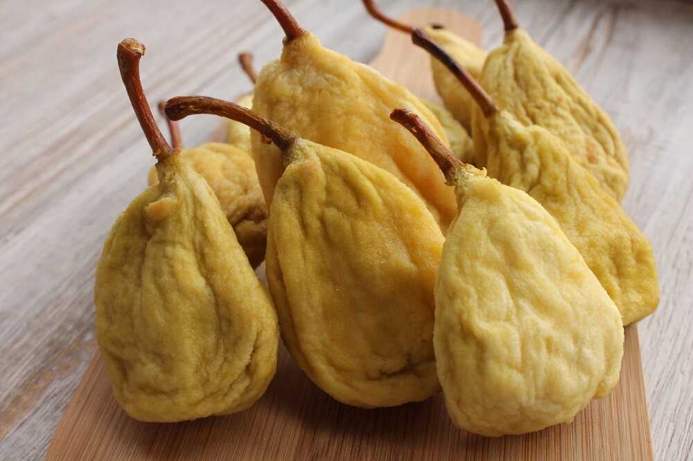 Сушеные целые груши