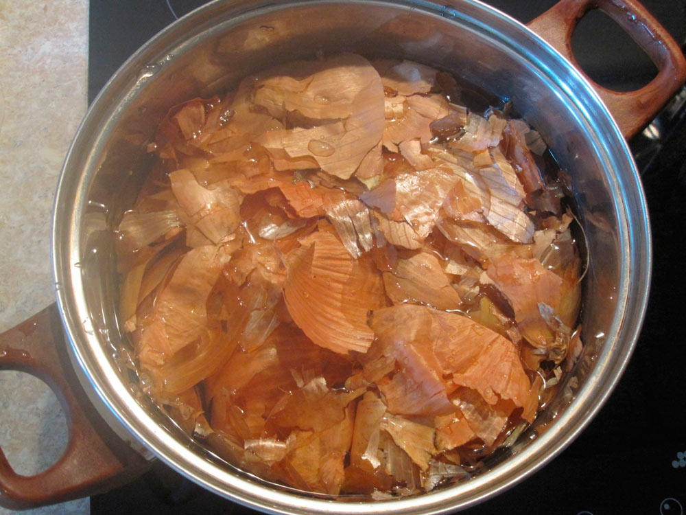 С шелухой и жидким дымом